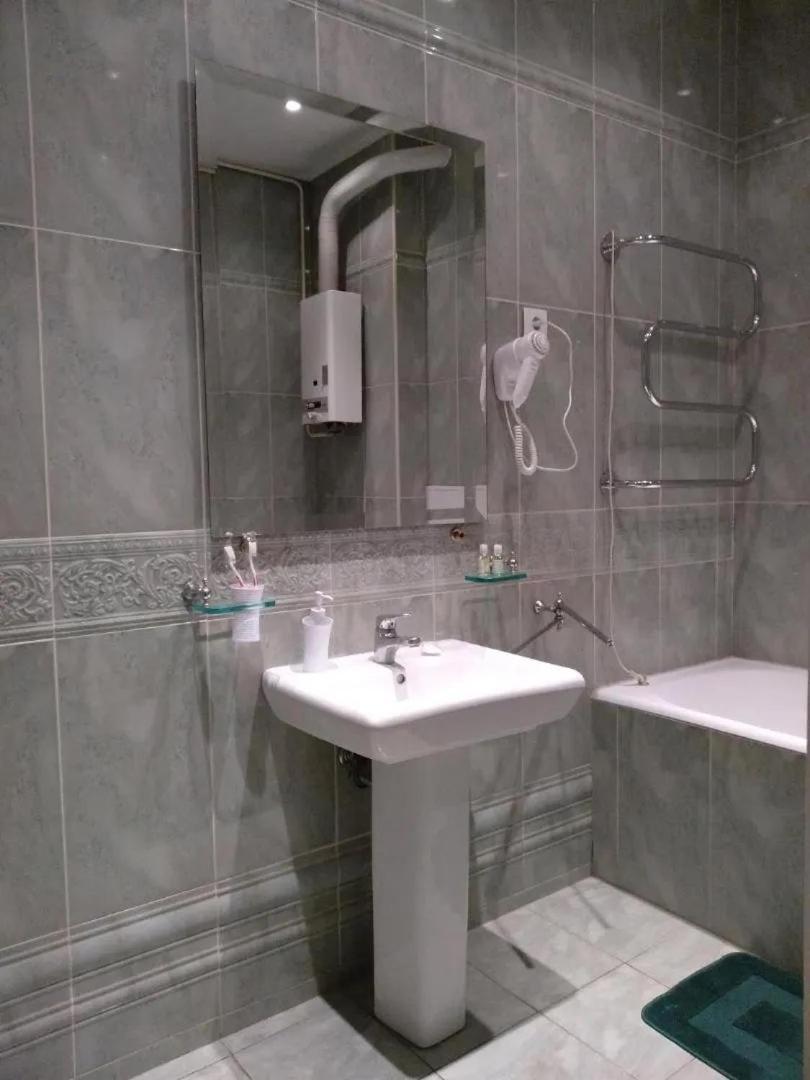 Good Dreams Hotel Kiev Ngoại thất bức ảnh